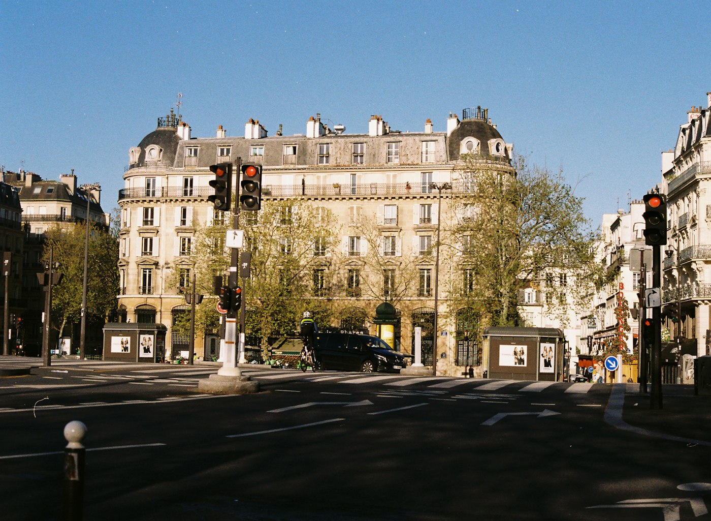Façade résidentielle — Île-de-France